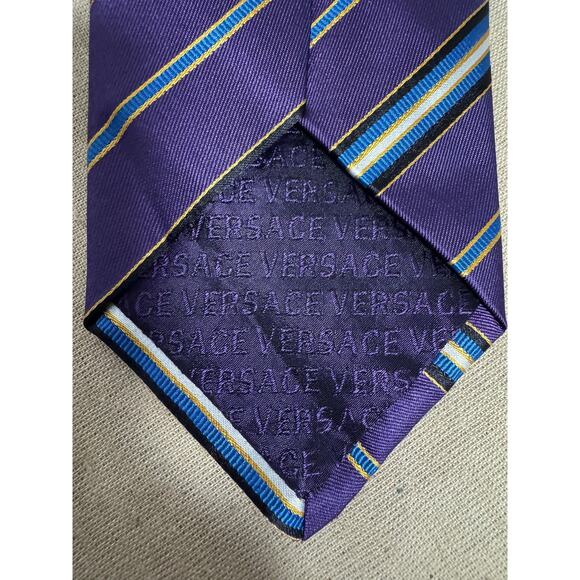 Versace Tie Mens Purple Striped 100% Silk Made in Italy Medusa Logo Woven Luxury - Picture 5 of 7